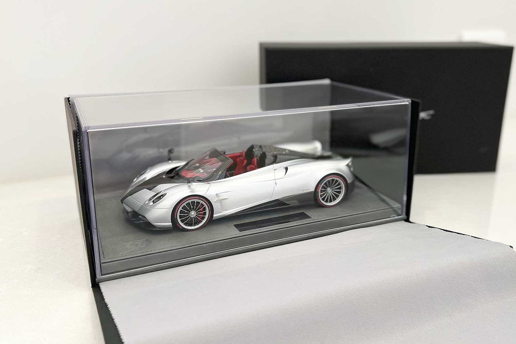 PAGANI 1:18 HUAYRA ROADSTER 全車 碳纖維 模型車精品